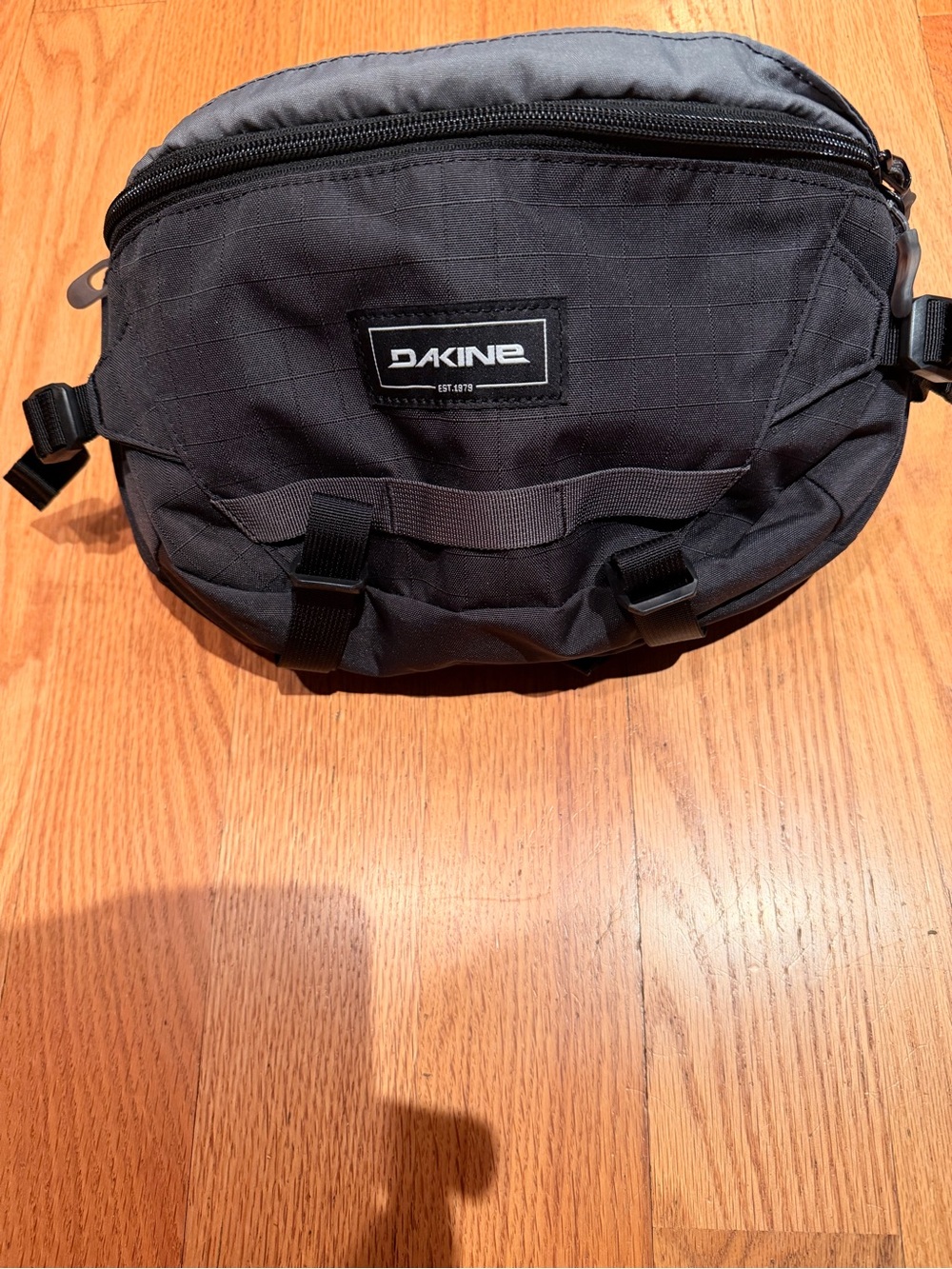 Dankine Hot Laps Fanny Waist Bike Lumbar pack Black 2L hydration without pack.